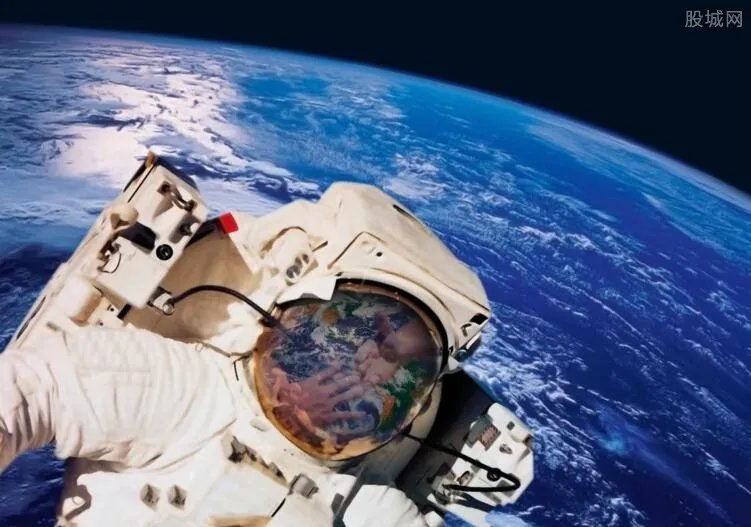 月球碎石将于纽约拍卖 估价高达一百万美元