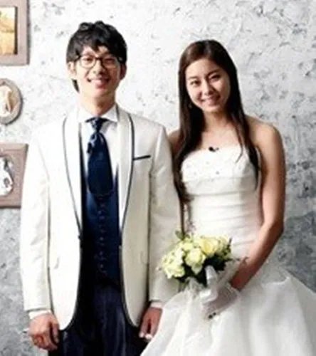 uee我们结婚了吻戏拍摄 李章宇承认对uee心动了