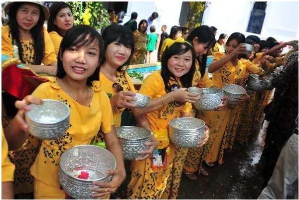 为什么只有中国人爱喝热水？