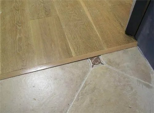 自己动手铺木地板教程是怎样的