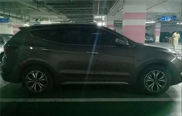 10款现代新胜达的油耗,现代新胜达油耗百公里多少