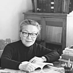 为什么总是称呼杨绛为先生？