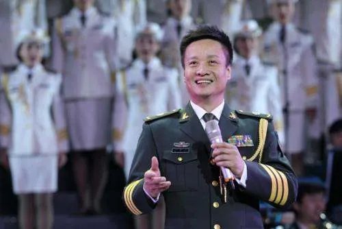 阎维文的《母亲》 歌词