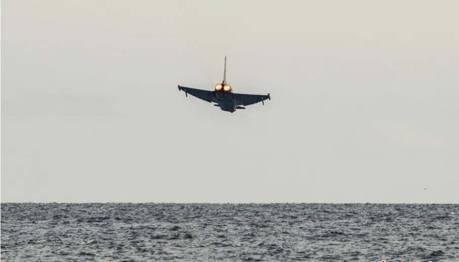 意大利飞行表演发生了什么?