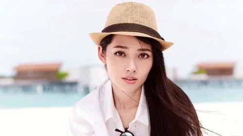 郭碧婷刚出月子,向太就发长文称别计较,疑似劝说女方装傻,合适吗?