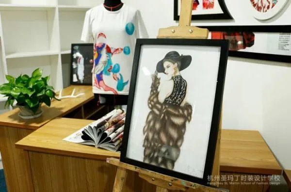 我想学服装设计，去哪学好