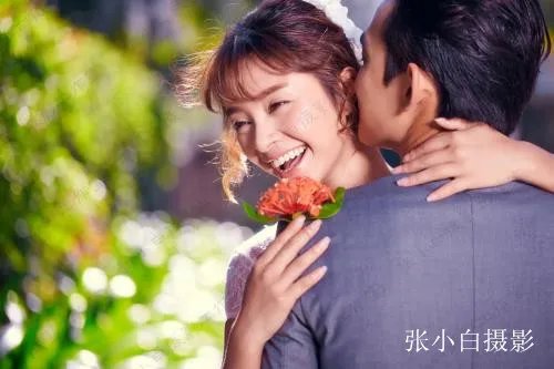 三亚哪家婚纱照摄影性价比高  三亚拍婚纱照要注意什么