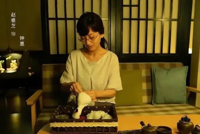 如何评价网剧《不完美的她》？