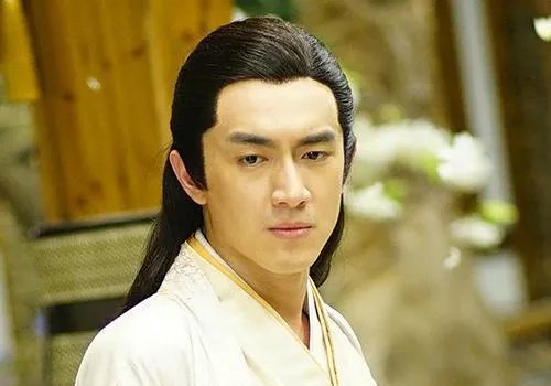 林更新现在为什么那么火？