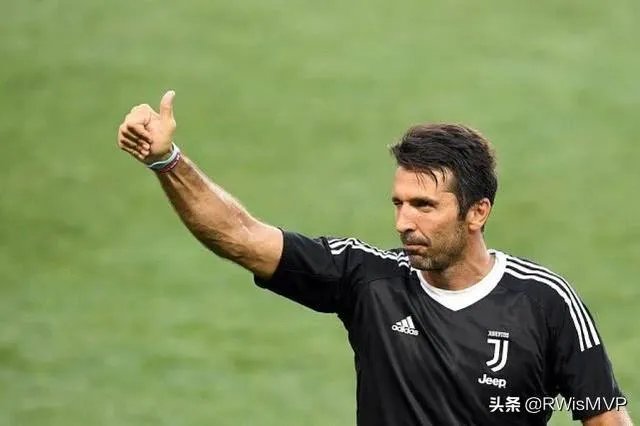 布冯在门将中的名气为什么这么大？