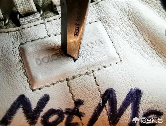 D&G发布视频致歉声明，“辱华”创始人用中文说对不起，对此你怎么看？